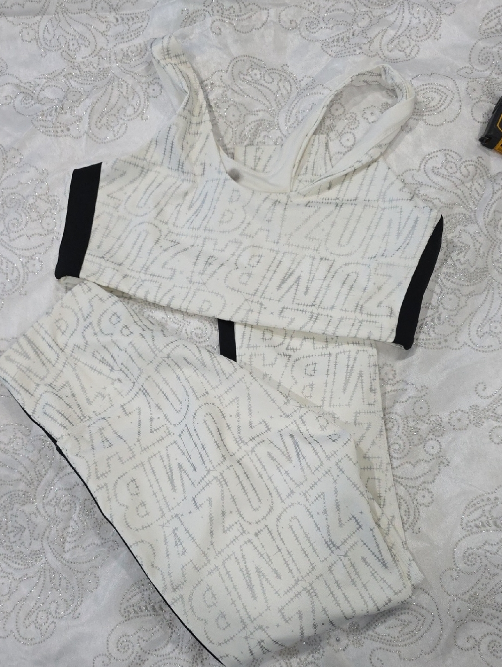 Zumba Fitness White Sports Bra and Leggings with Black Trim